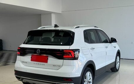 Volkswagen T-Cross I, 2021 год, 1 517 800 рублей, 6 фотография