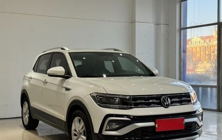Volkswagen T-Cross I, 2021 год, 1 517 800 рублей, 3 фотография
