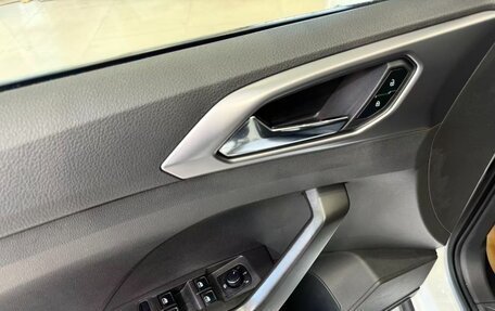 Volkswagen T-Cross I, 2021 год, 1 517 800 рублей, 10 фотография