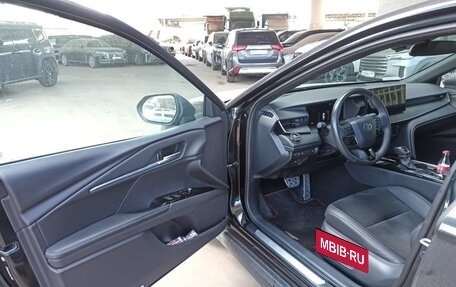 Toyota Camry, 2024 год, 4 190 000 рублей, 4 фотография