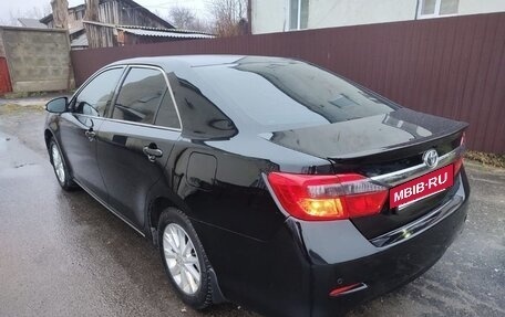 Toyota Camry, 2014 год, 1 333 000 рублей, 4 фотография