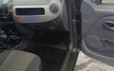 Renault Logan I, 2011 год, 350 000 рублей, 8 фотография