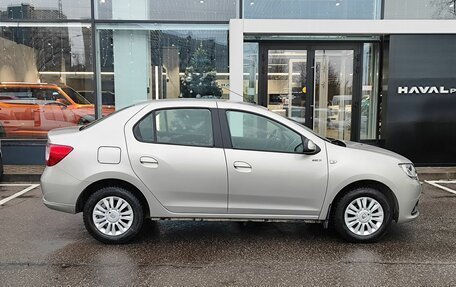 Renault Logan II, 2017 год, 939 000 рублей, 4 фотография