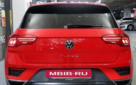 Volkswagen T-Roc I, 2021 год, 1 991 911 рублей, 5 фотография