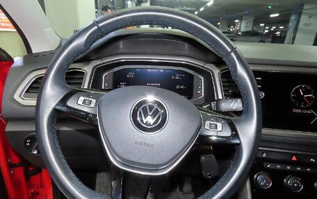 Volkswagen T-Roc I, 2021 год, 1 991 911 рублей, 8 фотография