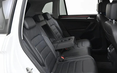 Volkswagen Tiguan II, 2022 год, 2 836 911 рублей, 11 фотография