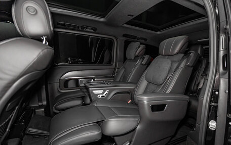 Mercedes-Benz V-Класс, 2025 год, 15 500 000 рублей, 27 фотография