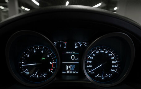 Toyota Land Cruiser 200, 2012 год, 2 950 000 рублей, 11 фотография