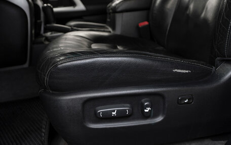 Toyota Land Cruiser 200, 2012 год, 2 950 000 рублей, 23 фотография