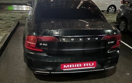 Volvo S90 II рестайлинг, 2017 год, 4 000 000 рублей, 2 фотография