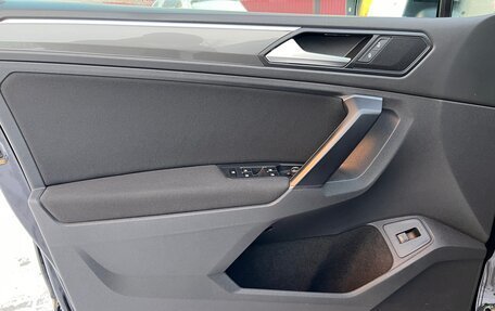 Volkswagen Tiguan II, 2018 год, 3 100 000 рублей, 14 фотография