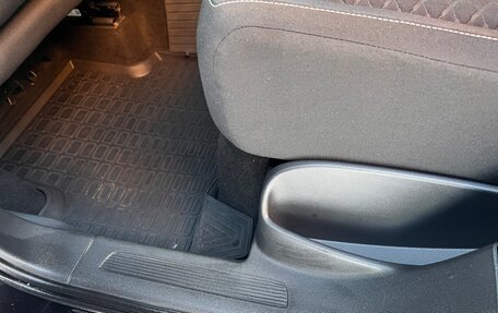 Volkswagen Tiguan II, 2018 год, 3 100 000 рублей, 17 фотография