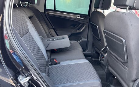 Volkswagen Tiguan II, 2018 год, 3 100 000 рублей, 21 фотография