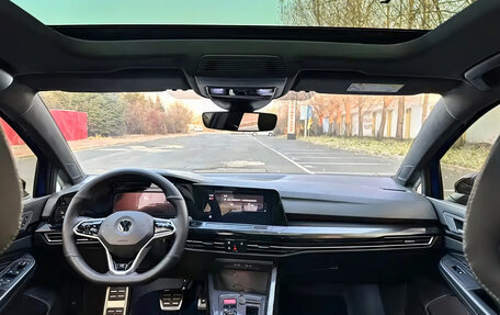 Volkswagen Golf VIII, 2021 год, 2 380 000 рублей, 5 фотография