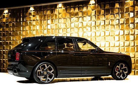 Rolls-Royce Cullinan, 2025 год, 89 990 000 рублей, 9 фотография