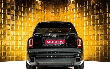 Rolls-Royce Cullinan, 2025 год, 89 990 000 рублей, 10 фотография