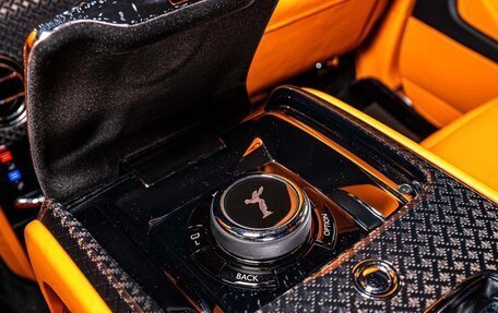 Rolls-Royce Cullinan, 2025 год, 89 990 000 рублей, 17 фотография