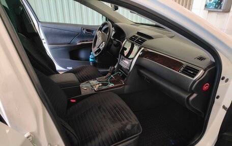 Toyota Camry, 2016 год, 2 200 000 рублей, 7 фотография