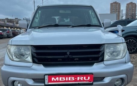 Mitsubishi Pajero iO, 2004 год, 485 000 рублей, 1 фотография