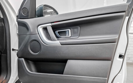 Land Rover Discovery Sport I рестайлинг, 2018 год, 2 450 000 рублей, 23 фотография