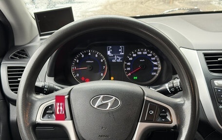 Hyundai Solaris II рестайлинг, 2015 год, 785 000 рублей, 4 фотография