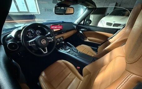 Fiat 124 Spider I, 2018 год, 2 400 000 рублей, 8 фотография