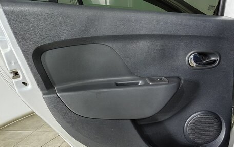 Renault Logan II, 2015 год, 655 000 рублей, 25 фотография