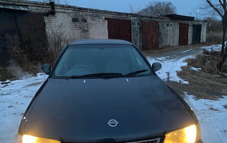 Nissan Sunny B15, 1999 год, 240 000 рублей, 2 фотография