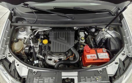 Renault Logan II, 2015 год, 655 000 рублей, 35 фотография