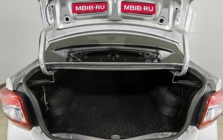 Renault Logan II, 2015 год, 655 000 рублей, 36 фотография