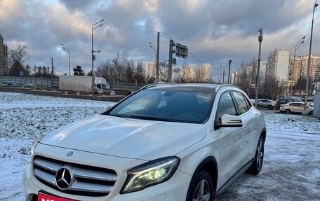 Mercedes-Benz GLA, 2015 год, 1 750 000 рублей, 2 фотография