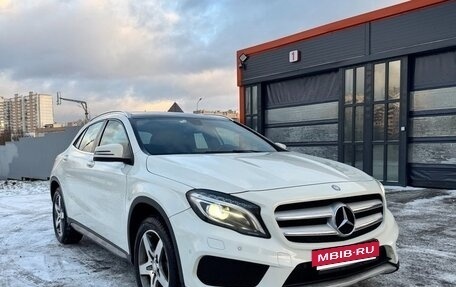 Mercedes-Benz GLA, 2015 год, 1 750 000 рублей, 4 фотография