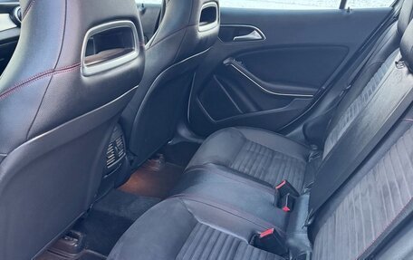 Mercedes-Benz GLA, 2015 год, 1 750 000 рублей, 16 фотография