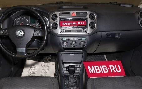 Volkswagen Tiguan I, 2009 год, 949 000 рублей, 13 фотография