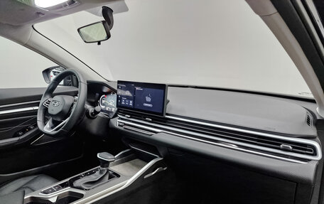 Geely Emgrand, 2024 год, 1 850 000 рублей, 13 фотография