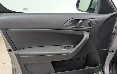 Skoda Yeti I рестайлинг, 2014 год, 1 650 000 рублей, 19 фотография