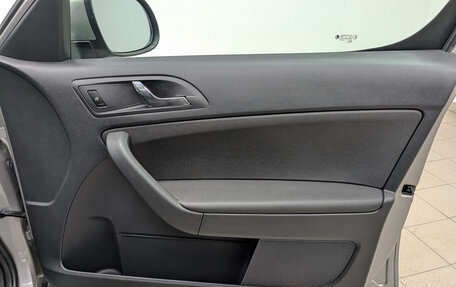 Skoda Yeti I рестайлинг, 2014 год, 1 650 000 рублей, 23 фотография