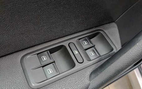 Skoda Yeti I рестайлинг, 2014 год, 1 650 000 рублей, 24 фотография