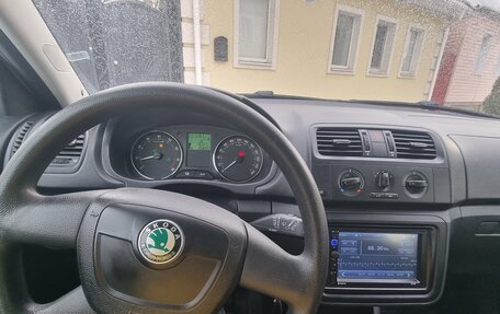 Skoda Fabia II, 2012 год, 650 000 рублей, 10 фотография