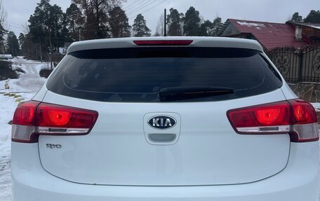 KIA Rio III рестайлинг, 2015 год, 1 000 000 рублей, 4 фотография