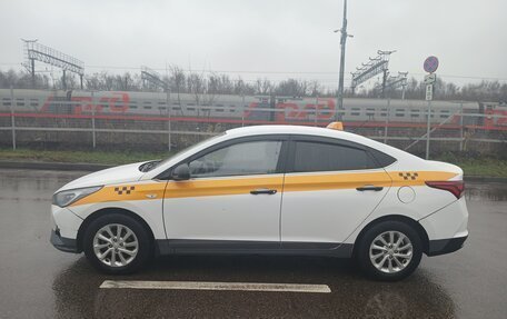 Hyundai Solaris II рестайлинг, 2021 год, 1 350 000 рублей, 12 фотография