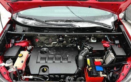 Toyota RAV4, 2013 год, 1 830 000 рублей, 10 фотография