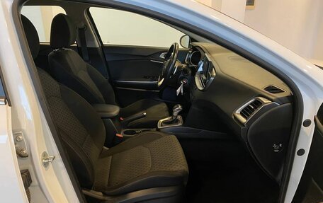 KIA cee'd III, 2020 год, 1 675 000 рублей, 28 фотография