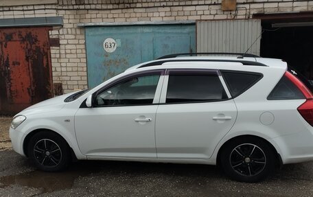 KIA cee'd I рестайлинг, 2009 год, 700 000 рублей, 10 фотография