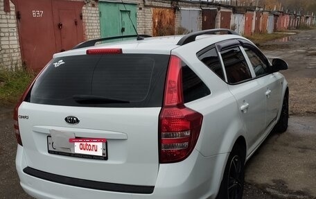 KIA cee'd I рестайлинг, 2009 год, 700 000 рублей, 9 фотография