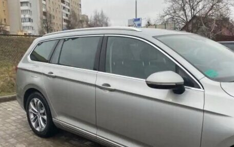 Volkswagen Passat B8 рестайлинг, 2015 год, 1 680 000 рублей, 2 фотография