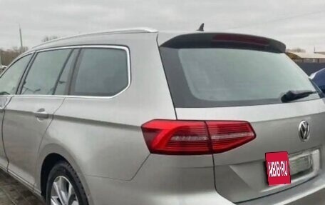 Volkswagen Passat B8 рестайлинг, 2015 год, 1 680 000 рублей, 5 фотография