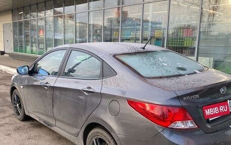 Hyundai Solaris II рестайлинг, 2013 год, 750 000 рублей, 5 фотография