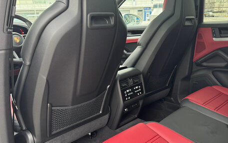 Porsche Cayenne III, 2025 год, 18 700 000 рублей, 13 фотография