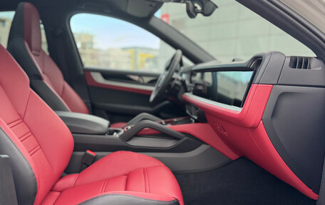 Porsche Cayenne III, 2025 год, 18 700 000 рублей, 20 фотография